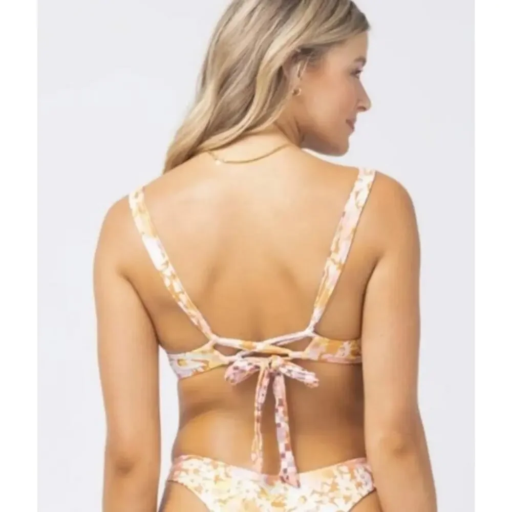 L*Space Camellia Bikini Top Underwire in What in Carnation Floral Size Small NWT